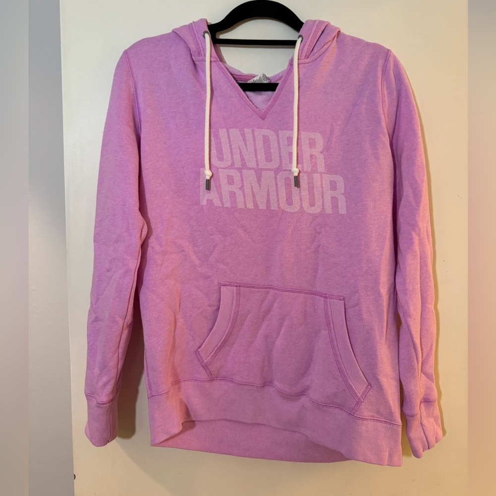 Under Armour Women's Light Pink Hoodie size medium